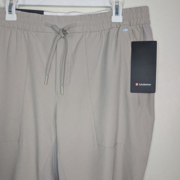 Lululemon Men's License to Train Jogger Regular Inseam in Raw Linen, Size XXL - Picture 6 of 10